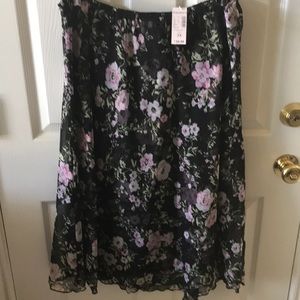 Flowered skirt. Plus size